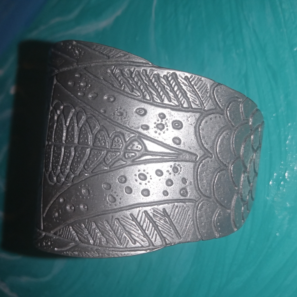 Silver Fish Bracelet - Picture 6 of 10